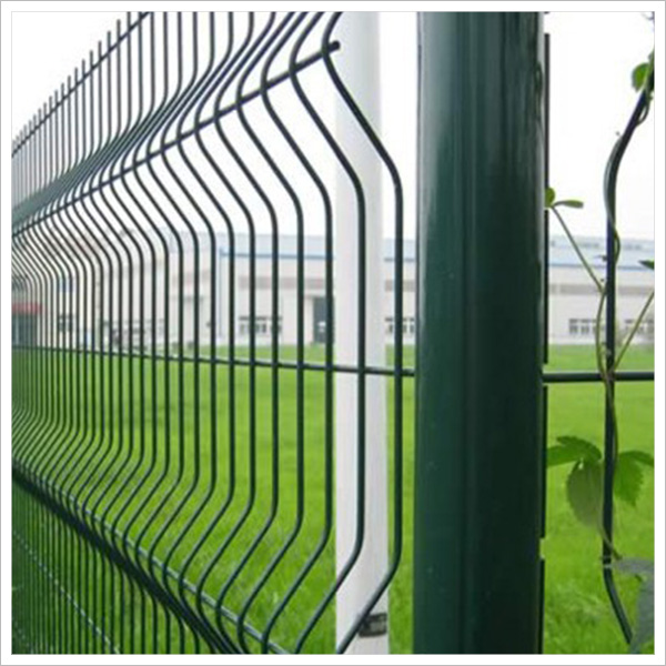 Curvy Welded Fence
